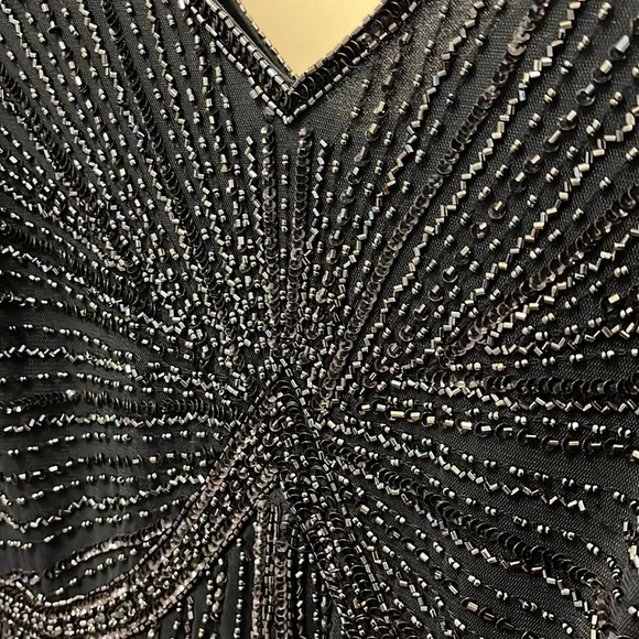 Gorgeous beaded navy dress size 14 - Picture 2 of 12